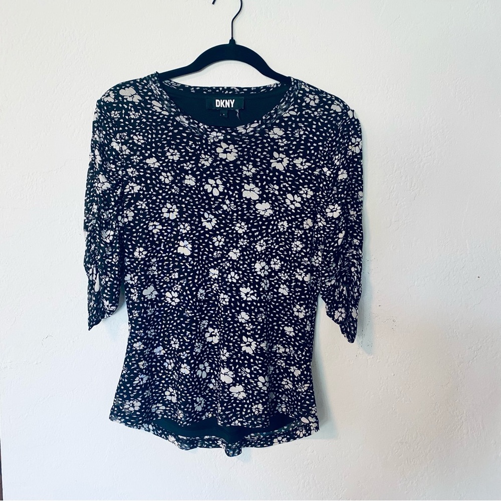 DKNY Ditsy Floral Top with Ruched 3/4 Sleeves